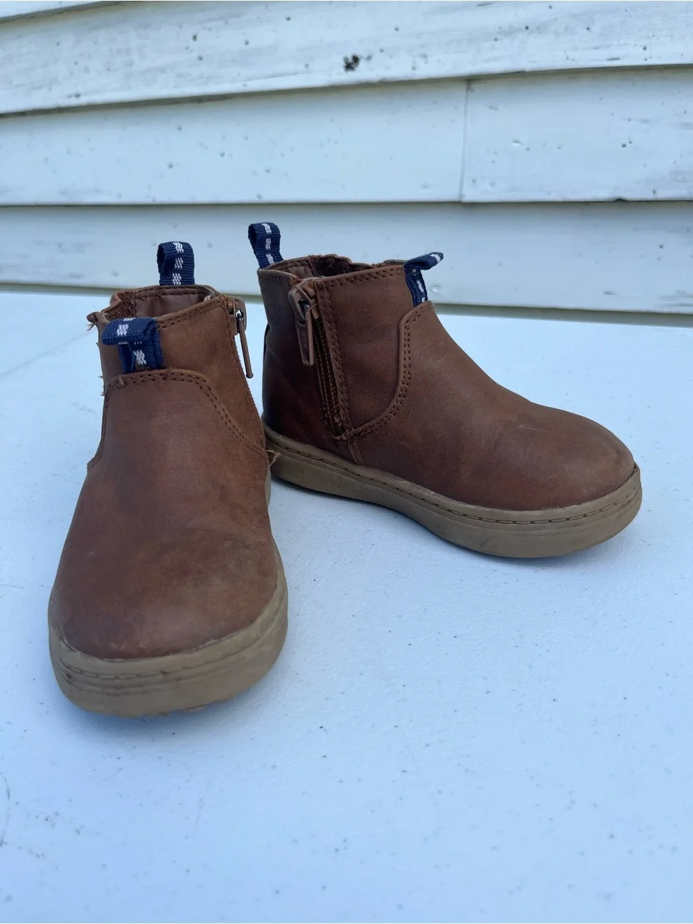 Cat & Jack Brown Kids Chelsea Boots with Blue Pull Tabs